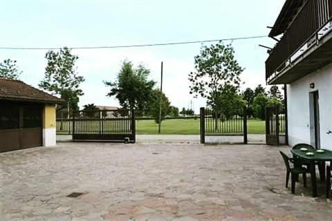 Gaietta Bed & Breakfast Frassineto Po Exterior foto