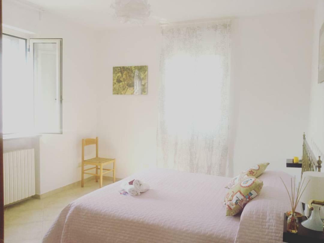 Gaietta Bed & Breakfast Frassineto Po Exterior foto