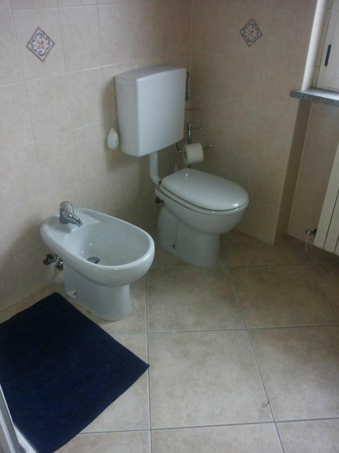 Gaietta Bed & Breakfast Frassineto Po Exterior foto